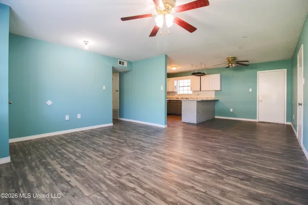 $189,900 | 12448 North Oaklawn Lane, Biloxi, MS 39532