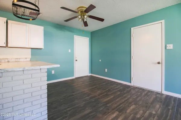 $189,900 | 12448 North Oaklawn Lane, Biloxi, MS 39532