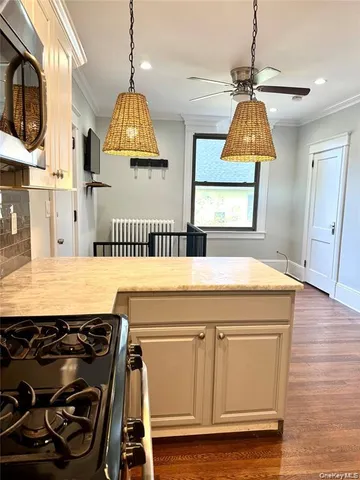 $1,700 | 47 South Middletown Road, Unit 3, Pearl River, NY 10965