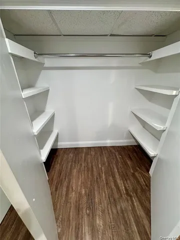 $1,700 | 47 South Middletown Road, Unit 3, Pearl River, NY 10965