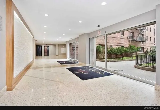 $680,000 | 132-35 Sanford Avenue, Unit LD | Downtown Flushing