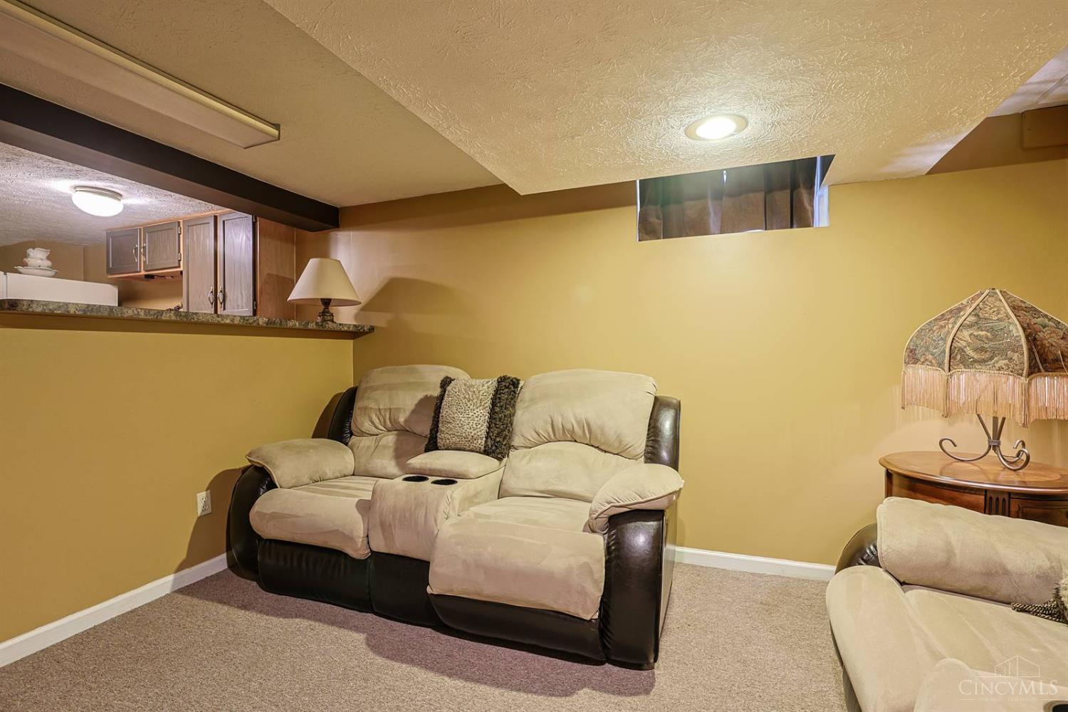 802 Main Street Hamilton, OH 45013 - Photo 32 of 55