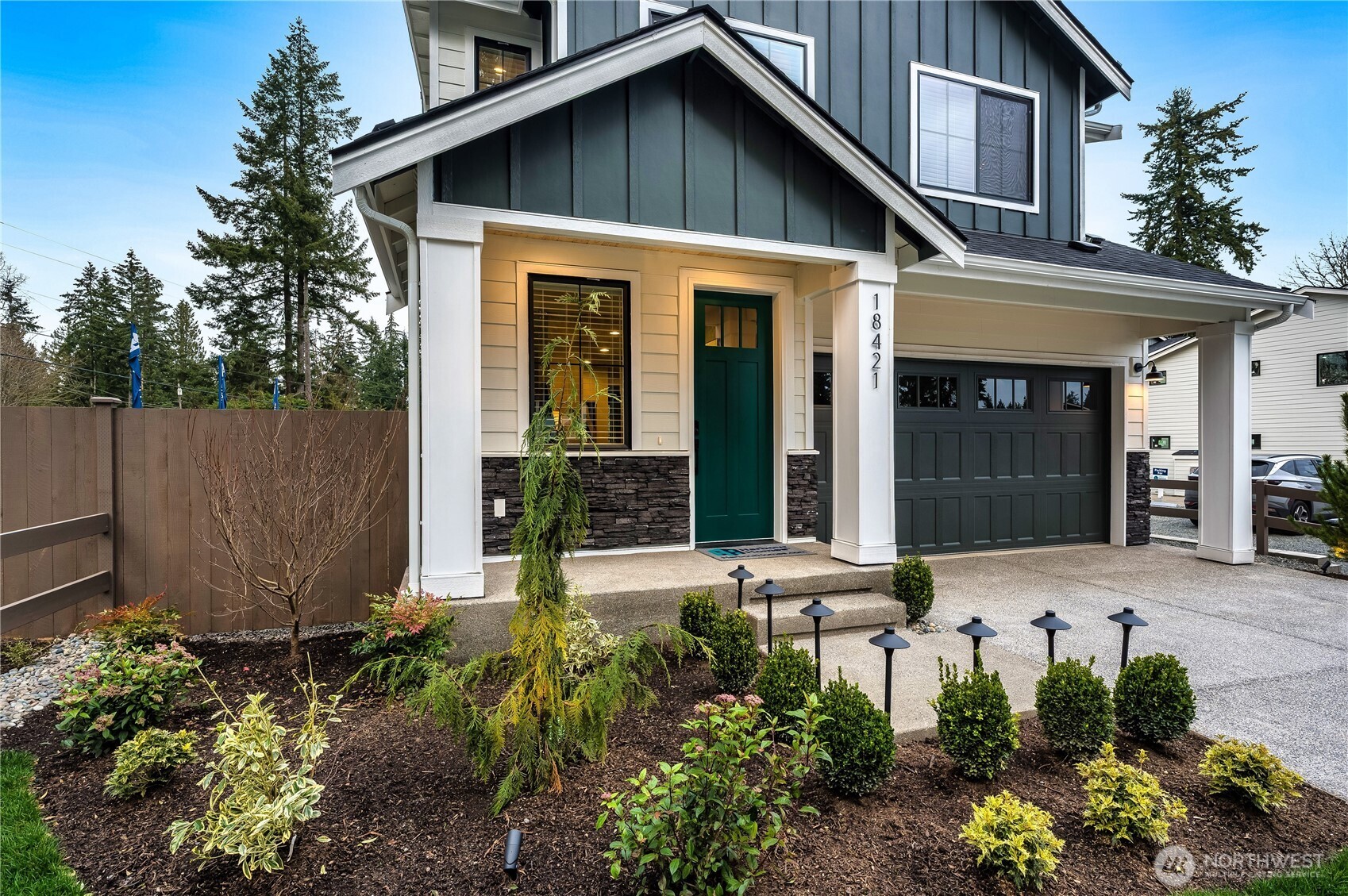 14 Meridian Avenue Southeast, Unit CR 10 Bothell, WA 98012 - Photo 2 of 37 a front view of a house with garden