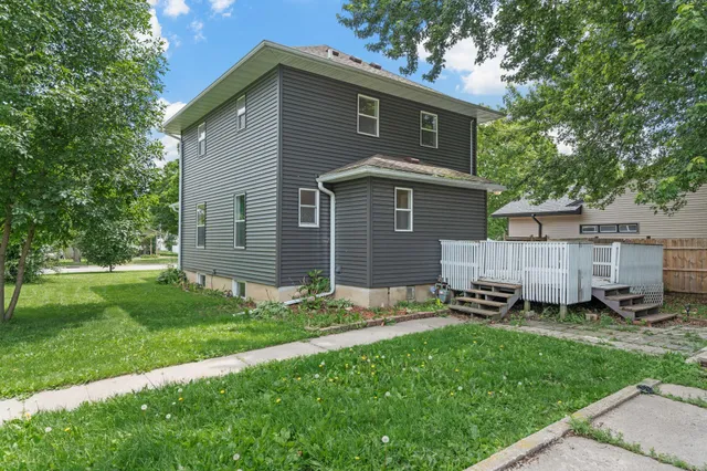 $189,900 | 213 2nd Street Northeast, Grand Meadow, MN 55936