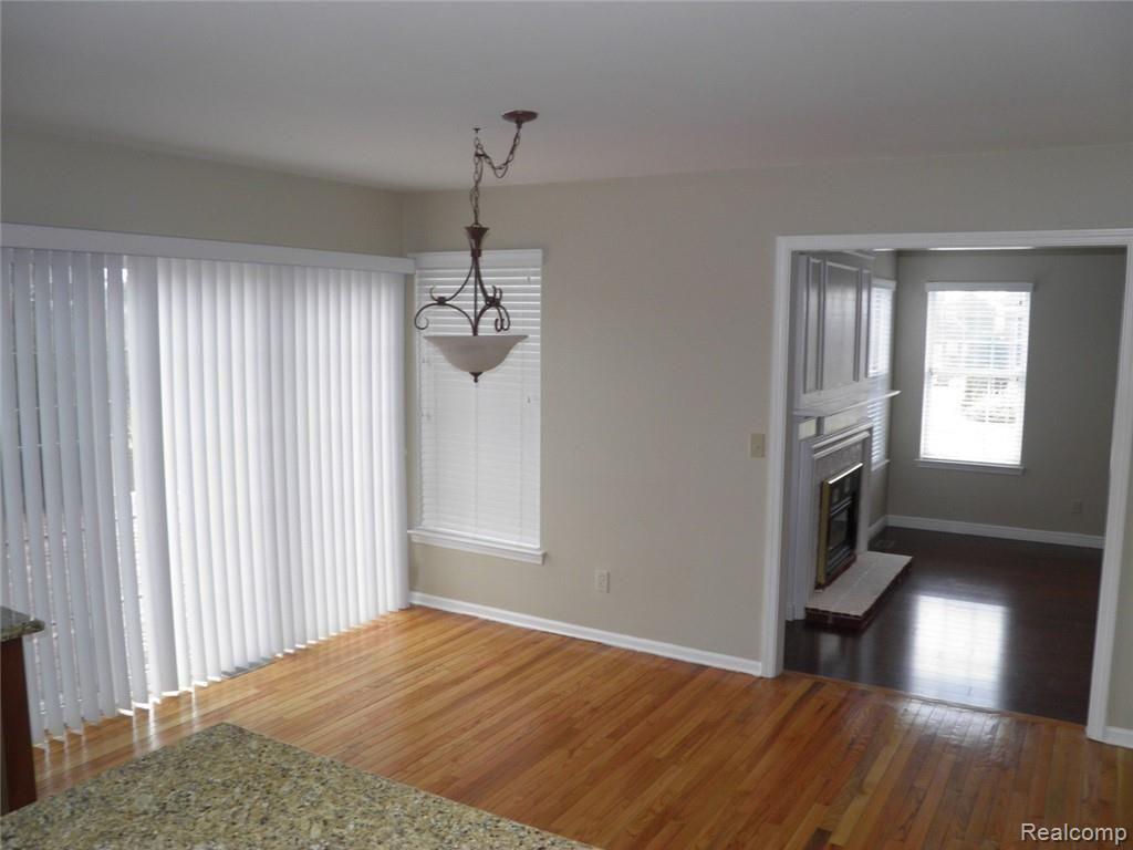 407 Springfield Drive Canton, MI 48188 - Photo 9 of 30