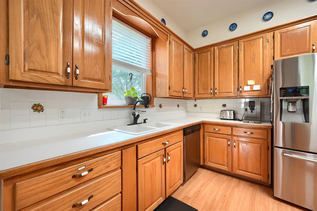 4502 Dexham Road Rowlett, TX 75088 - Photo 18 of 38