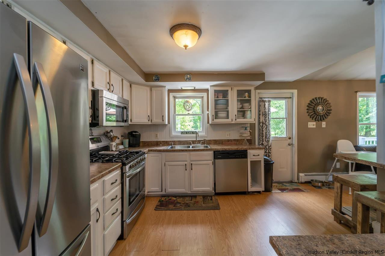 25 Riozzi Court Saugerties, NY 12477 - Photo 11 of 35 Photo 11