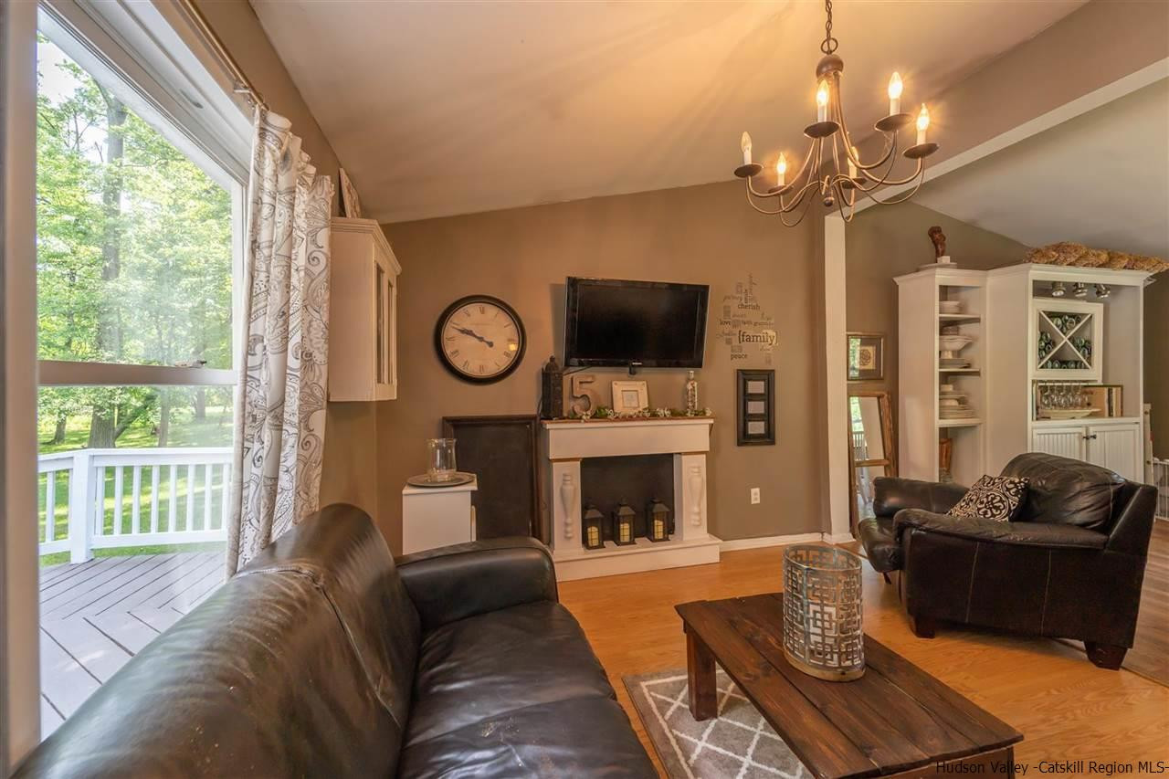25 Riozzi Court Saugerties, NY 12477 - Photo 9 of 35 Photo 9