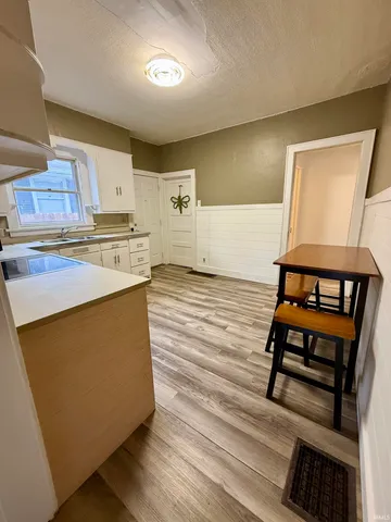 $79,900 | 2004 South High Street, Muncie, IN 47302