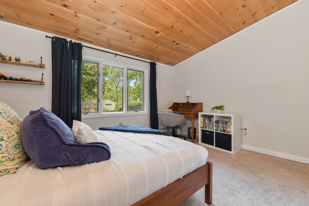 134 Summit Road Abington, MA 02351 - Photo 11 of 30