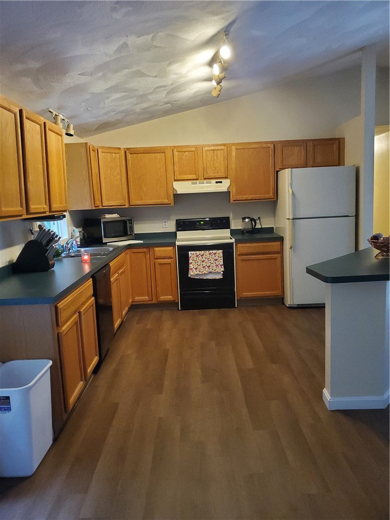 91 Oregon Avenue Woonsocket, RI 02895 - Photo 15 of 24