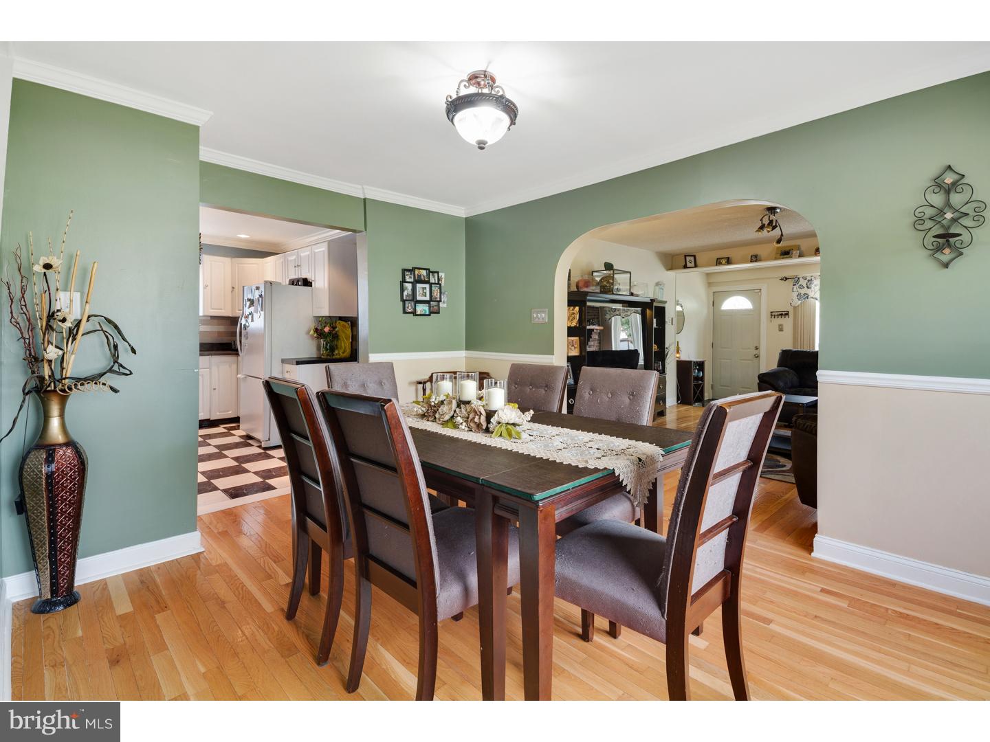 50 East Mill Road Maple Shade, NJ 08052 - Photo 3 of 20 Dining Room