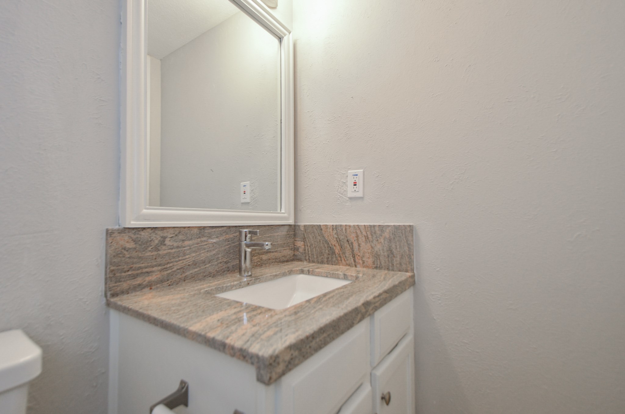 1853 Witte Road, Unit 27 Houston, TX 77080 - Photo 12 of 37 Gallery Image 12