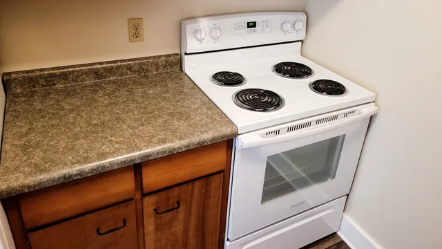 $338,000 | 500 North 4th Street, Watseka, IL 60970