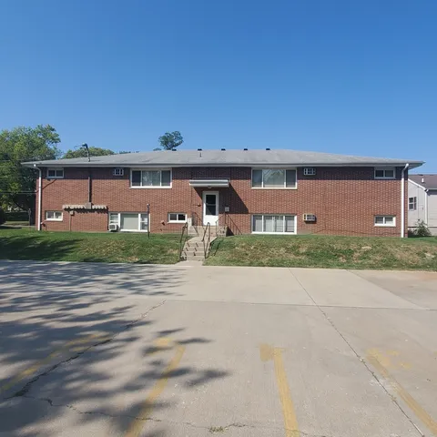 $338,000 | 500 North 4th Street, Watseka, IL 60970