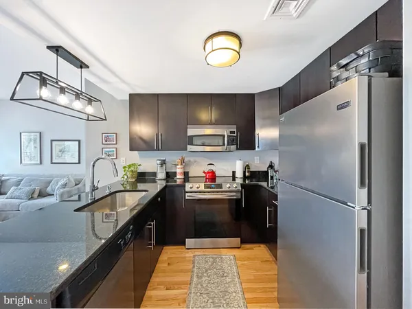 $2,700 | 1367 Florida Avenue Northeast, Unit 302, Washington, DC 20002