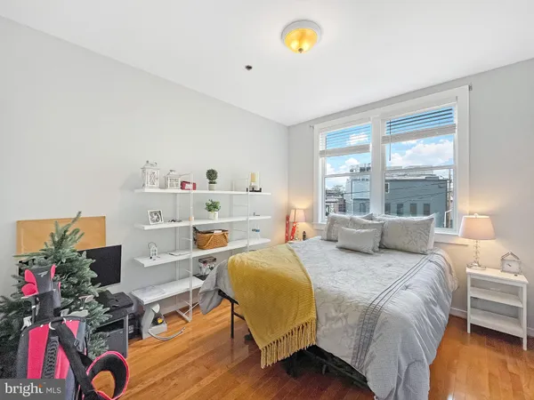 $2,700 | 1367 Florida Avenue Northeast, Unit 302, Washington, DC 20002