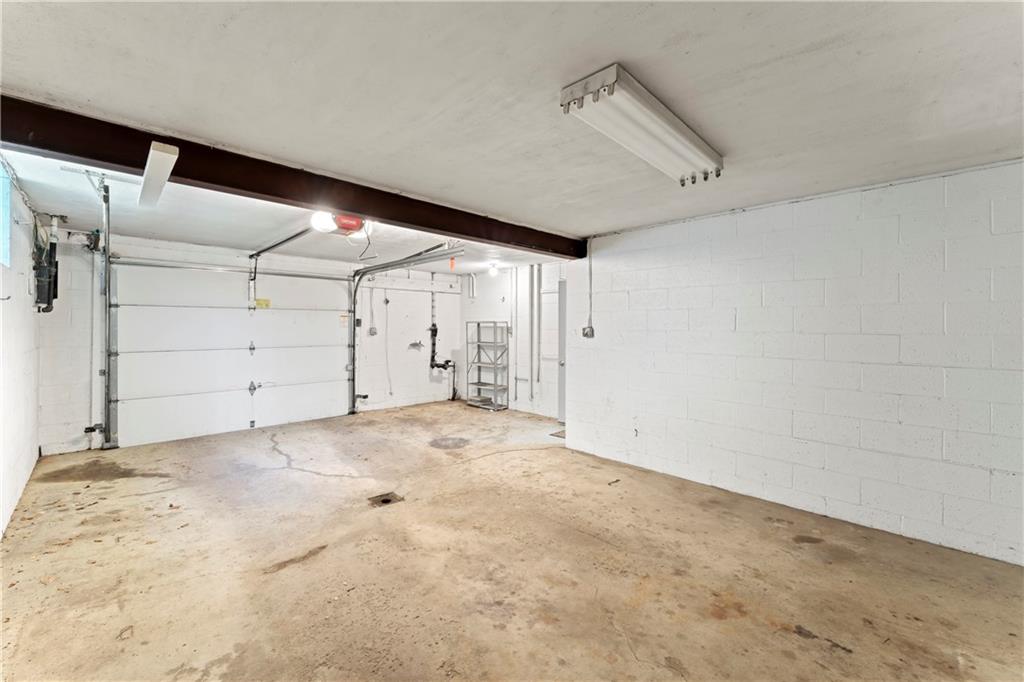 210 Springfield Avenue Washington, PA 15301 - Photo 28 of 28 a view of a garage