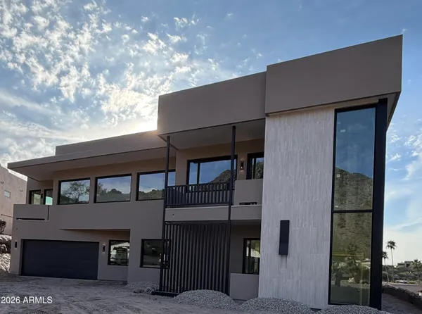 $4,800,000 | 7615 North 22nd Place, Phoenix, AZ 85020