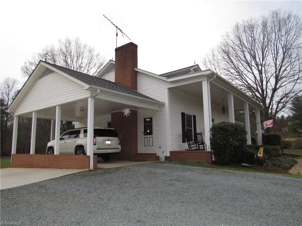 3624 South Friendship Road Germanton, NC 27019 - Photo 4 of 30