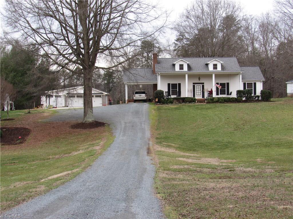 3624 South Friendship Road Germanton, NC 27019 - Photo 5 of 30