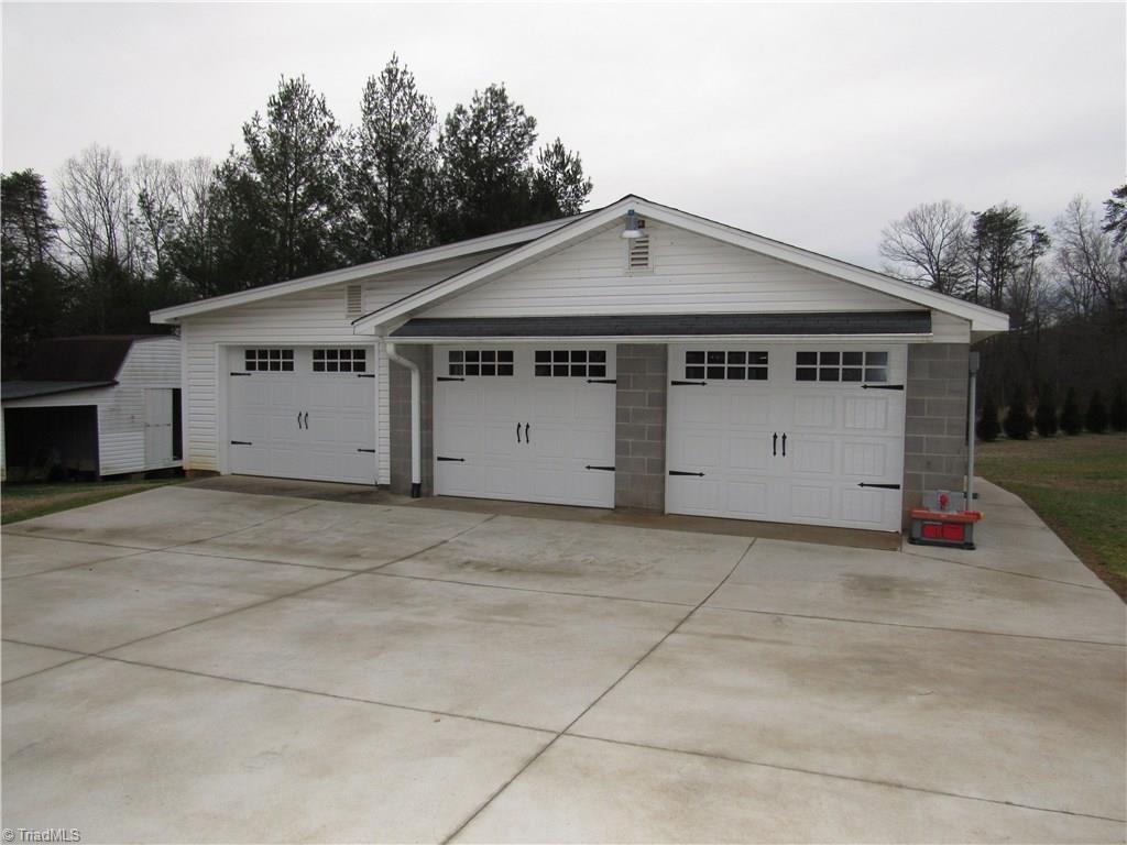 3624 South Friendship Road Germanton, NC 27019 - Photo 9 of 30