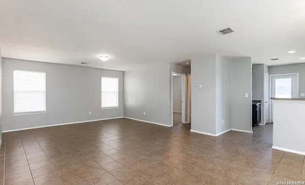$1,750 | 3710 Coyote Creek, Schertz, TX 78154
