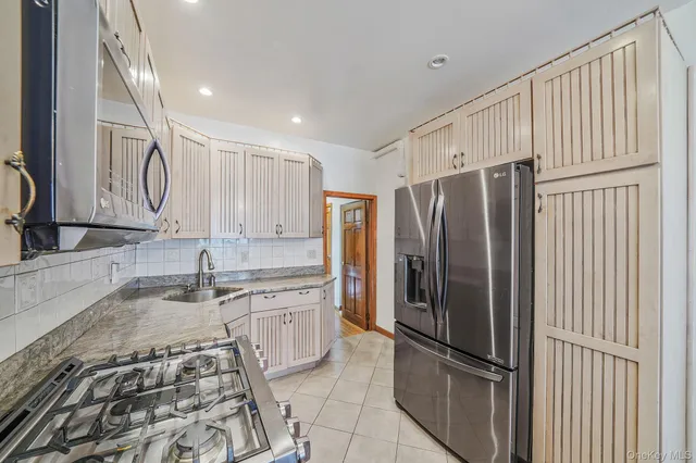 $799,000 | 133 East 87th Street | Canarsie