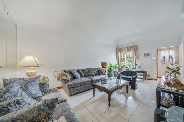 $799,000 | 133 East 87th Street | Canarsie