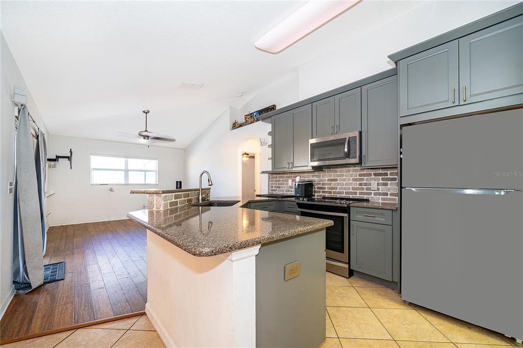 794 Selby Street Deltona, FL 32725 - Photo 13 of 33