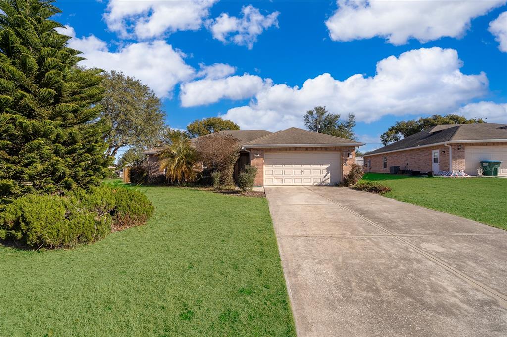 794 Selby Street Deltona, FL 32725 - Photo 3 of 33