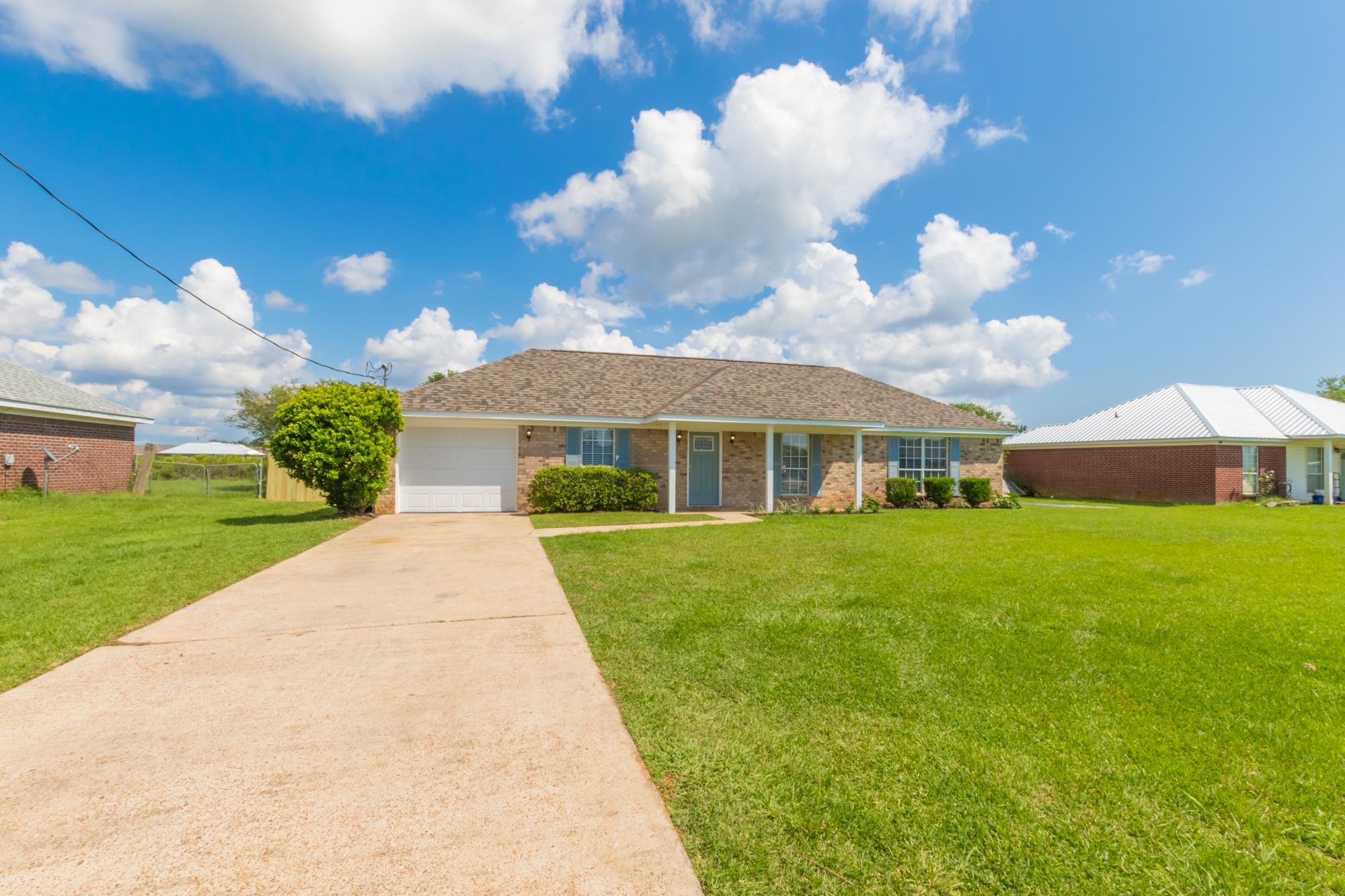 8864 Sherman Road Foley, AL 36535 - Photo 2 of 30
