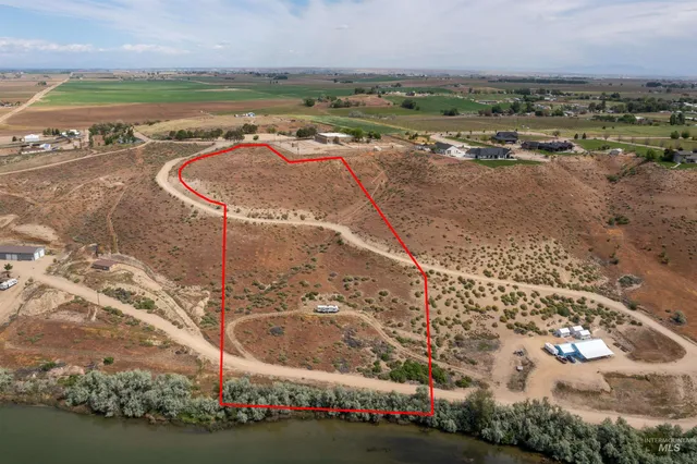 $499,900 | Riverpoint Lane, Wilder, ID 83676
