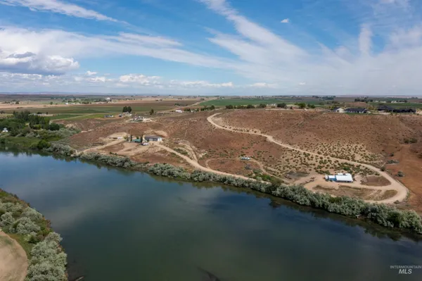 $499,900 | Riverpoint Lane, Wilder, ID 83676
