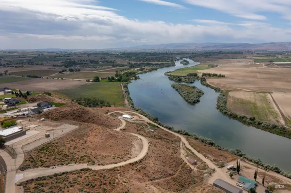 $499,900 | Riverpoint Lane, Wilder, ID 83676