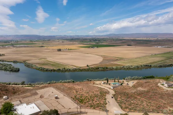 $499,900 | Riverpoint Lane, Wilder, ID 83676