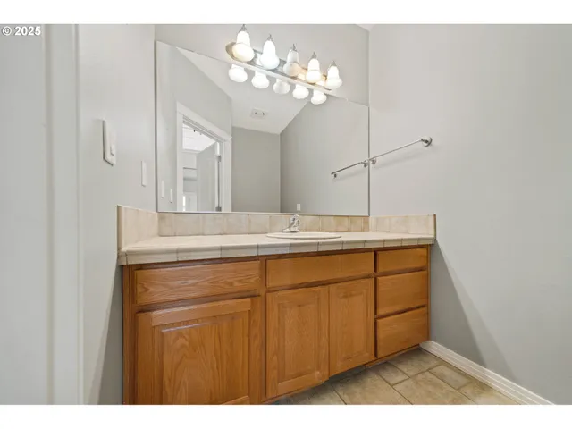 $899,900 | 21795 Northeast Lachenview Lane, Fairview, OR 97024