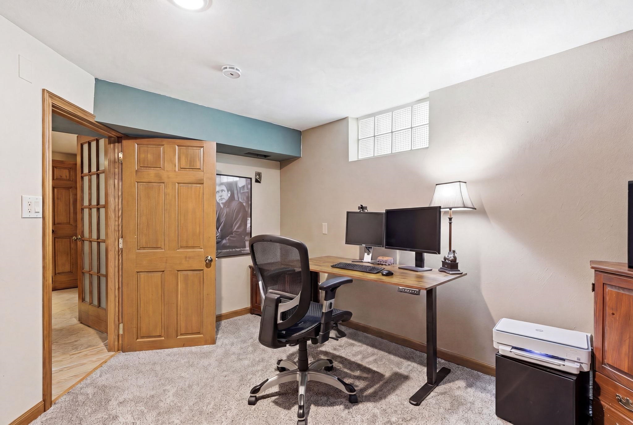1821 Manley Street Madison, WI 53704 - Photo 29 of 48
