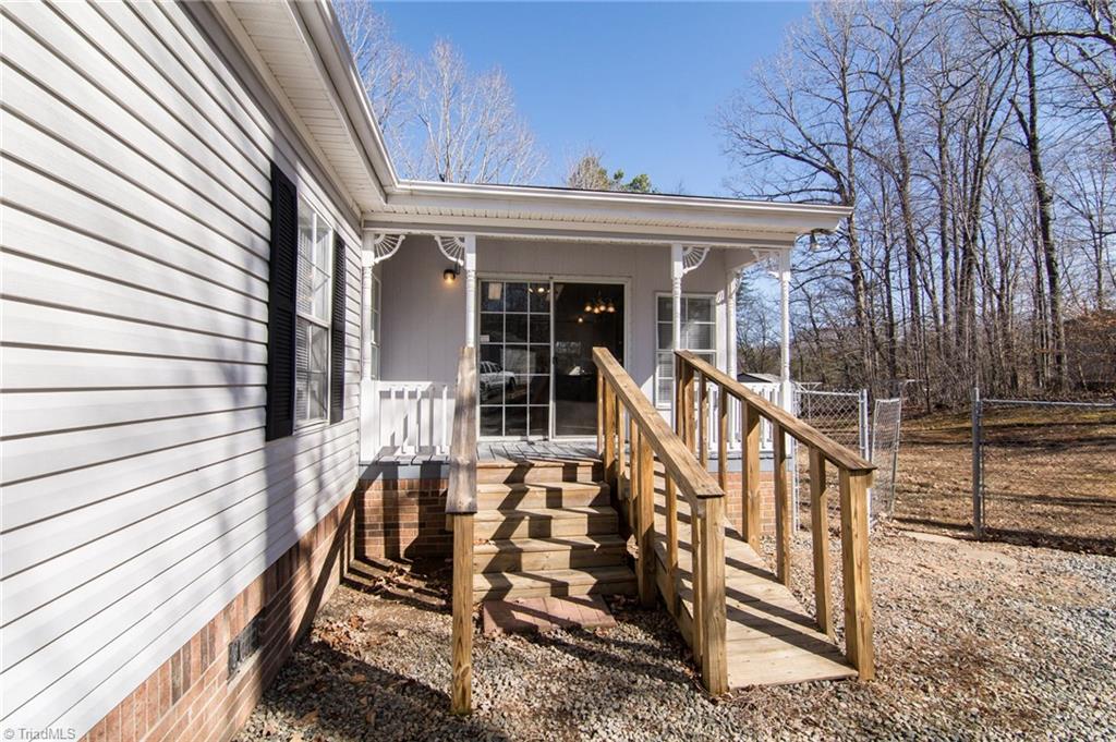 4819 Poplar Ridge Road Trinity, NC 27370 - Photo 5 of 22 Back entrance into breakfast/kitchen.