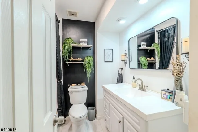 $399,999 | 43 Elsin Lane, Willingboro, NJ 08046