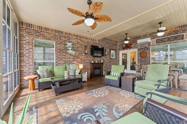 $498,000 | 21161 Waterfront E Drive, Maurepas, LA 70449