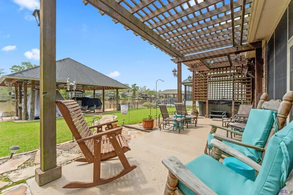 $498,000 | 21161 Waterfront E Drive, Maurepas, LA 70449