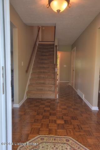 9002 Cardiff Road Louisville, KY 40242 - Photo 37 of 48 9002 Cardiff -37