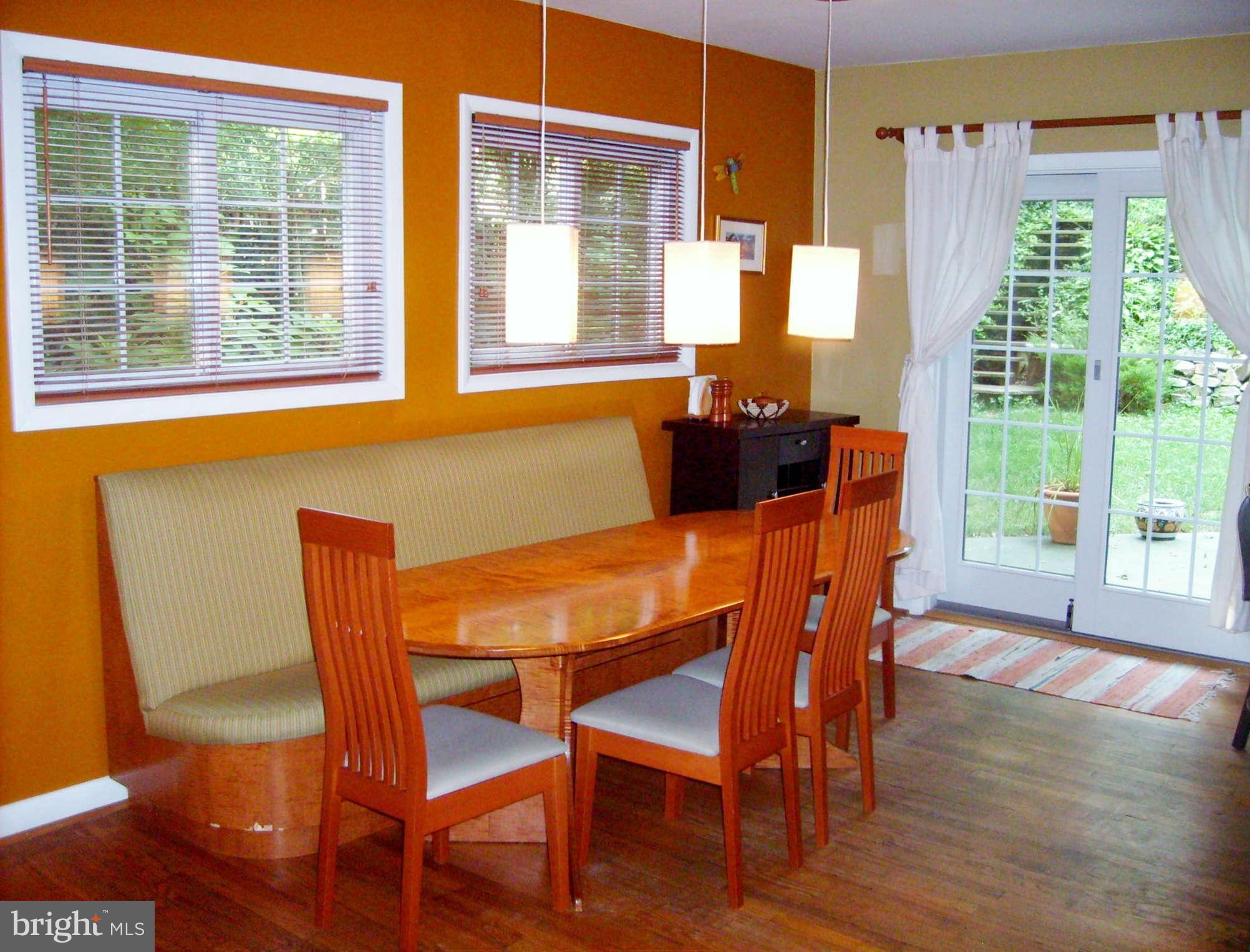 6705 Glenkirk Road Baltimore, MD 21239 - Photo 8 of 24 Dining Room