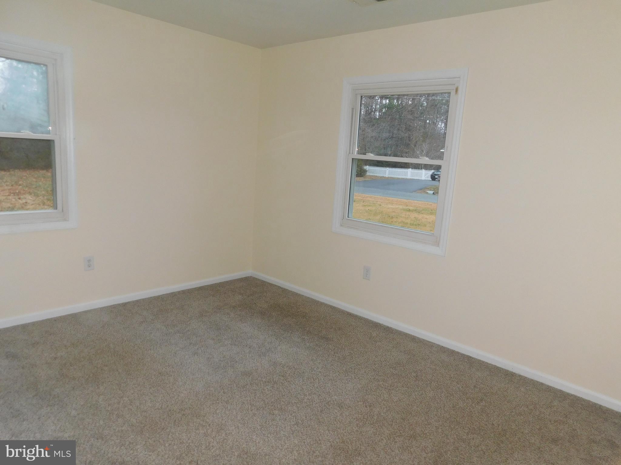 15 Federalist Way Montross, VA 22520 - Photo 14 of 20 End Front Bathroom