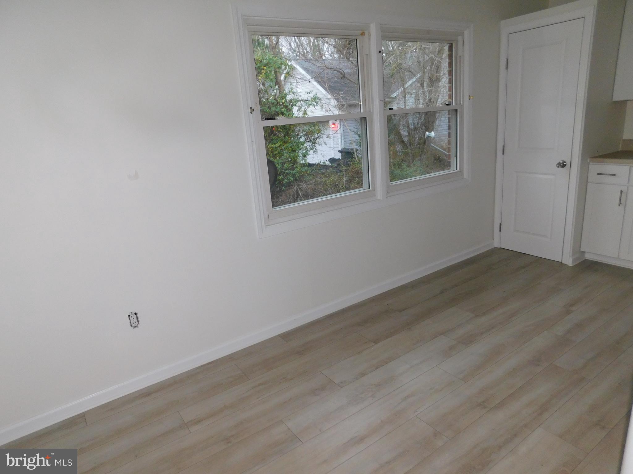 15 Federalist Way Montross, VA 22520 - Photo 9 of 20 Back of Kitchen Showing Laundry