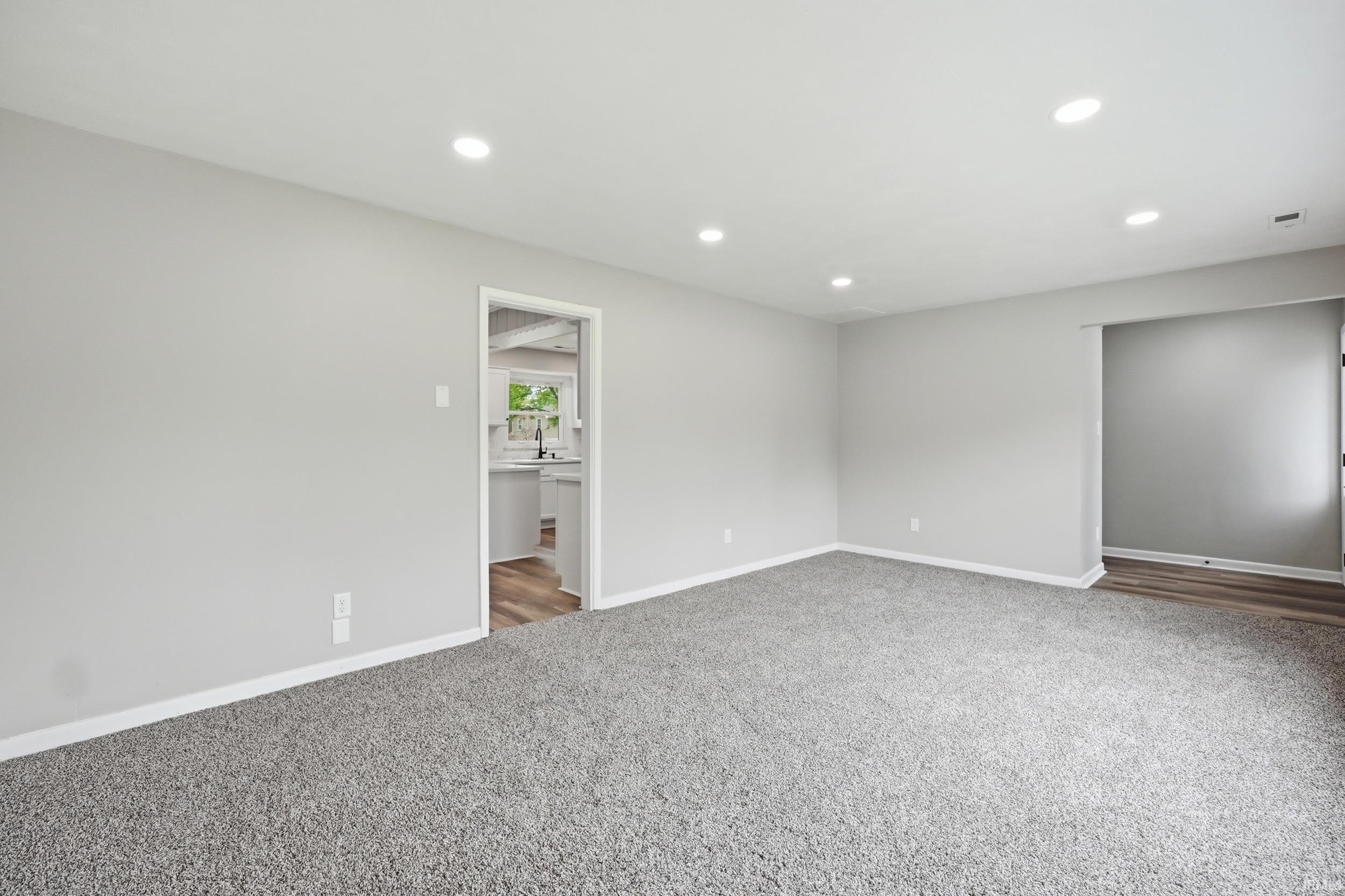4857 Reed Road Fort Wayne, IN 46835 - Photo 6 of 36 Gallery Image 6