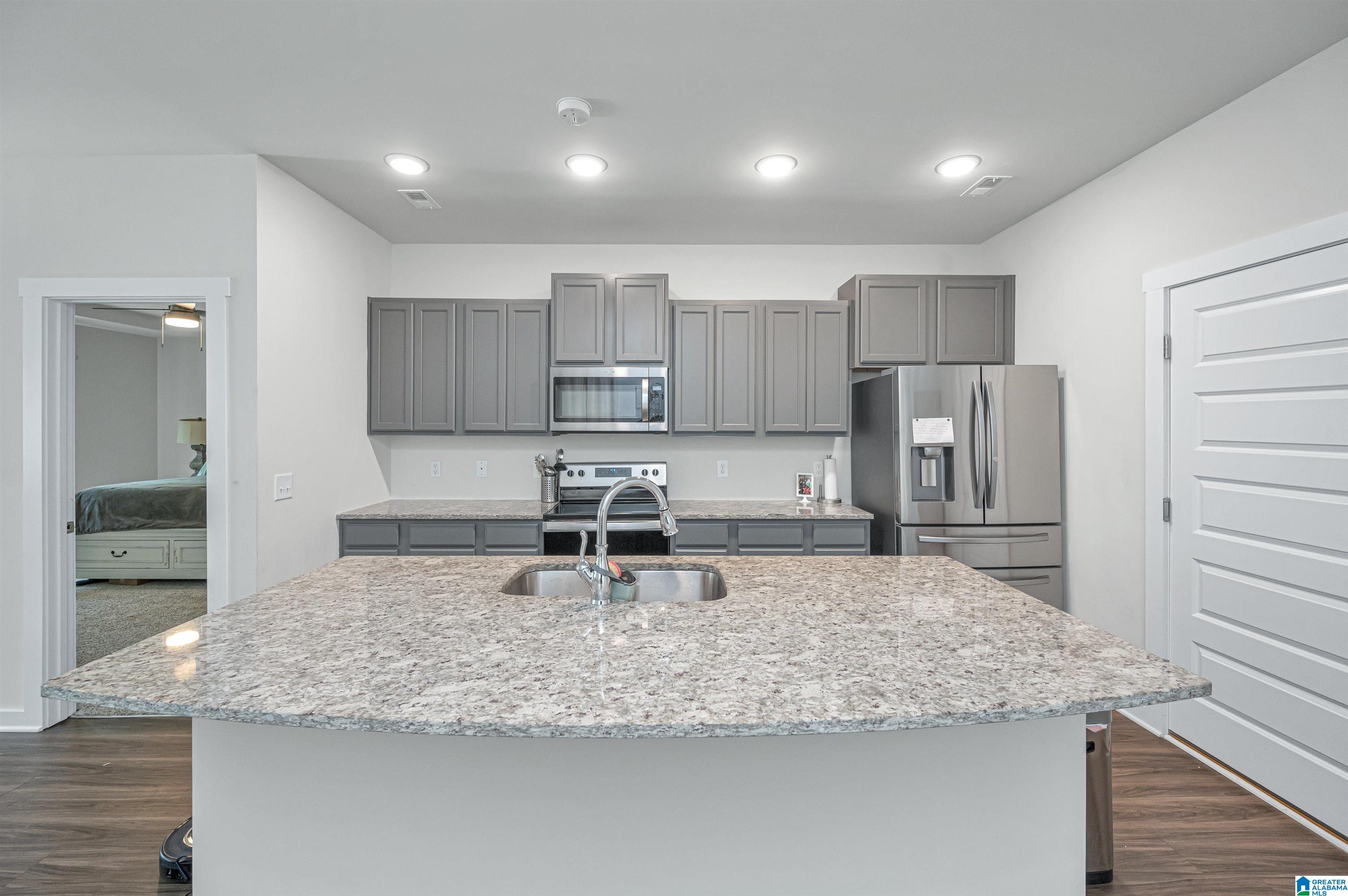657 Blackberry Glenn Springville, AL 35146 - Photo 13 of 35