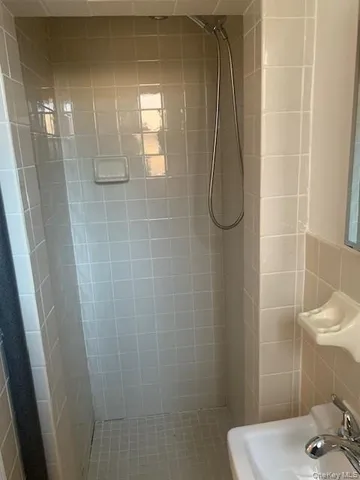 $779,000 | 1052 Brinsmade Avenue | Throgs Neck