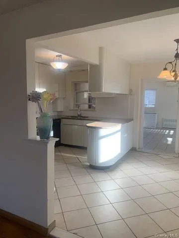 $779,000 | 1052 Brinsmade Avenue | Throgs Neck